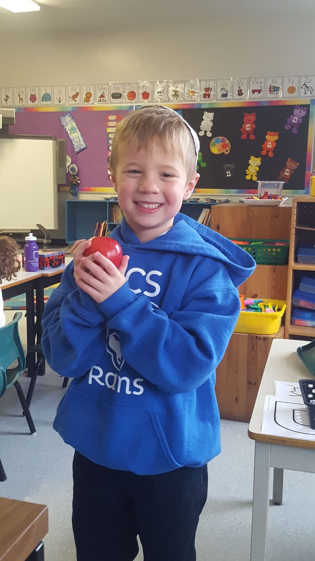 La Couleur ROUGE OJCS KINDERGARTEN GAN la-couleur-rouge-ojcs-kindergarten-gan